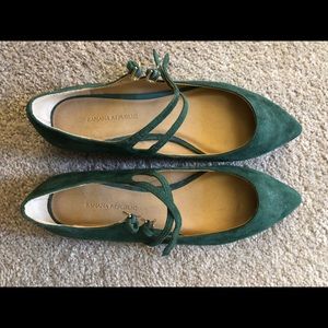 Green Banana Republic Flats